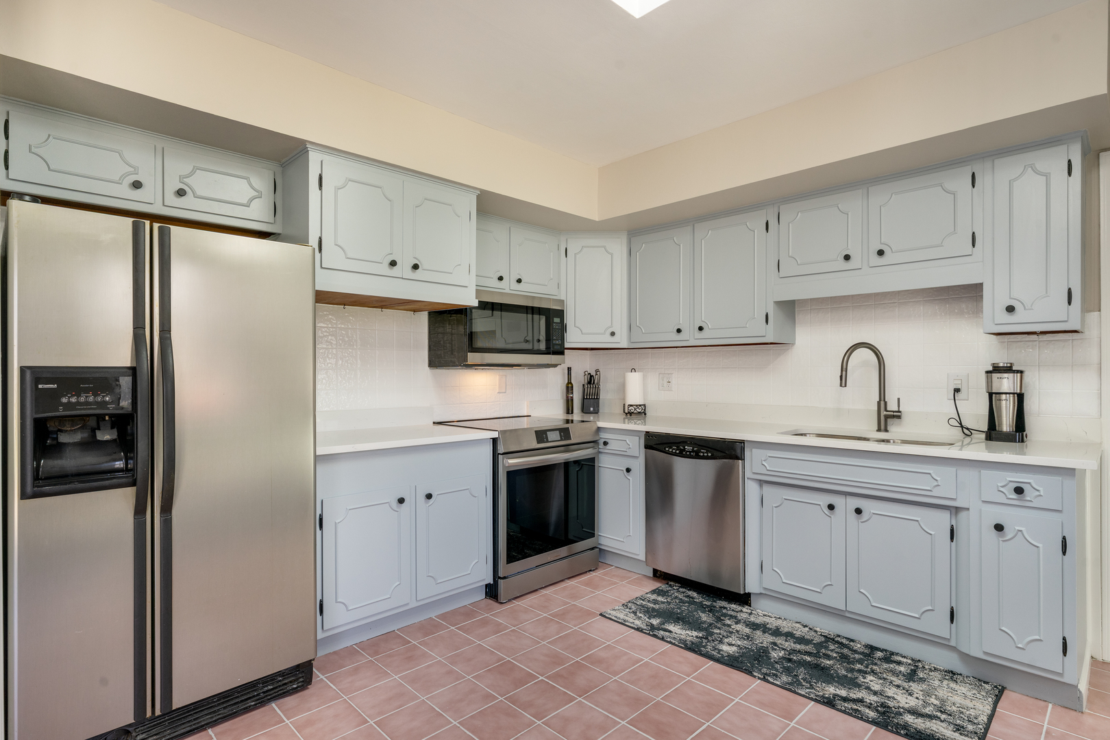 17541 Maple Avenue Lansing, IL 60438 - Photo 7 of 22