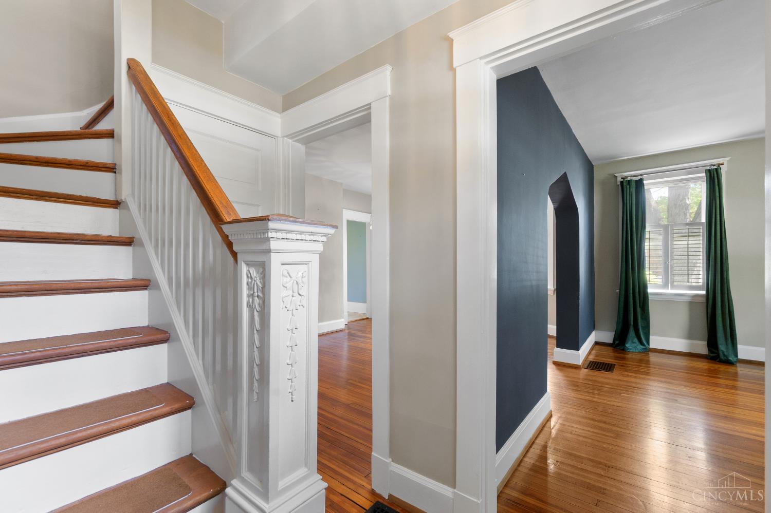 6606 Murray Road Cincinnati, OH 45227 - Photo 4 of 29 Entryway with carved wood banister & deep coat closet.