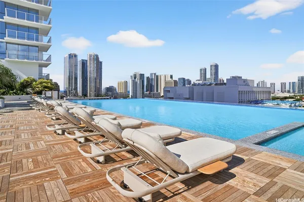 $3,600 | 1500 Rycroft Street, Unit 3407R, Honolulu, HI 96814