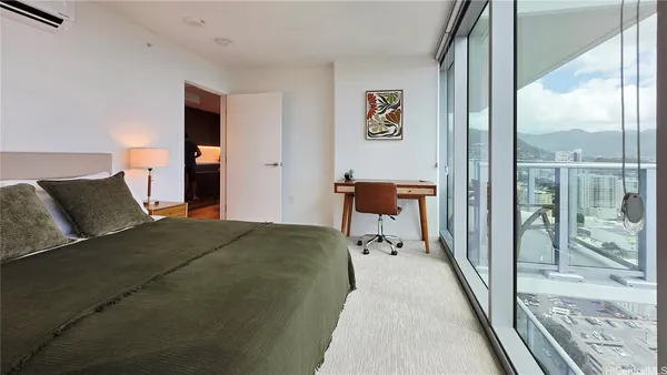 $3,600 | 1500 Rycroft Street, Unit 3407R, Honolulu, HI 96814