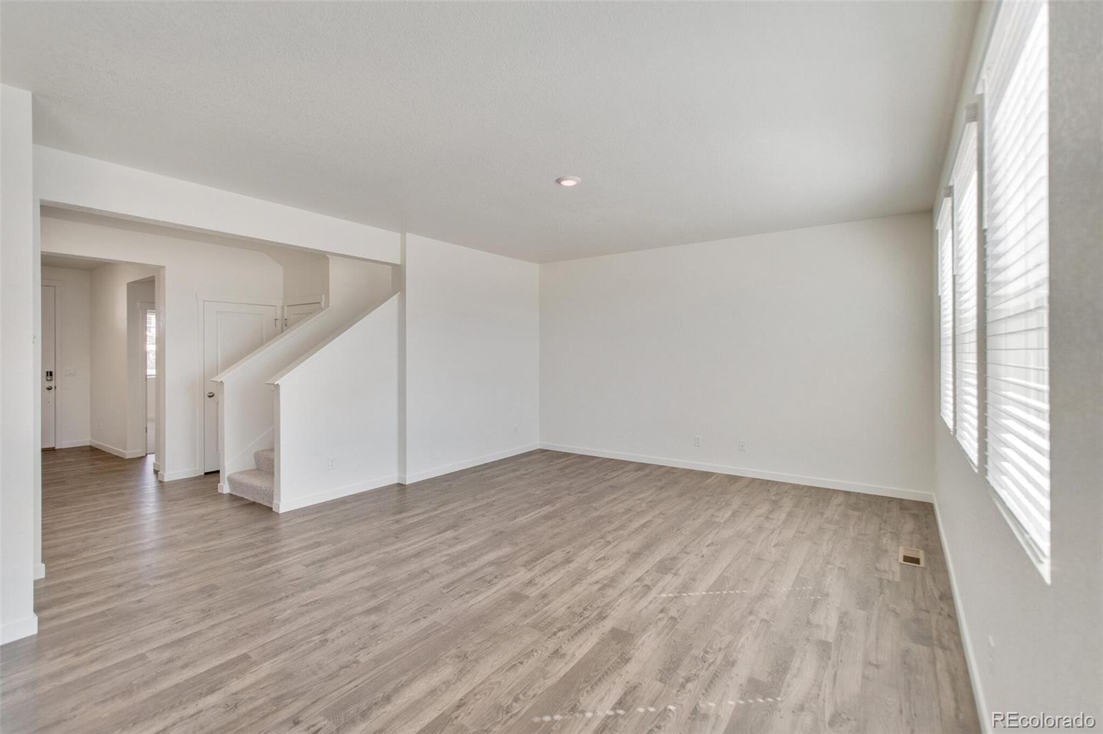 412 Bluebird Road Johnstown, CO 80534 - Photo 6 of 31 Gallery Image 6