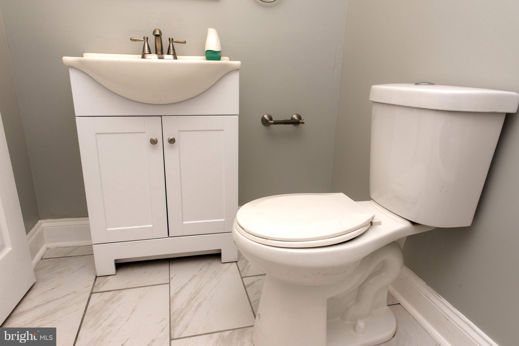 711 Wicklow Road Baltimore, MD 21229 - Photo 11 of 28 Interior (General)