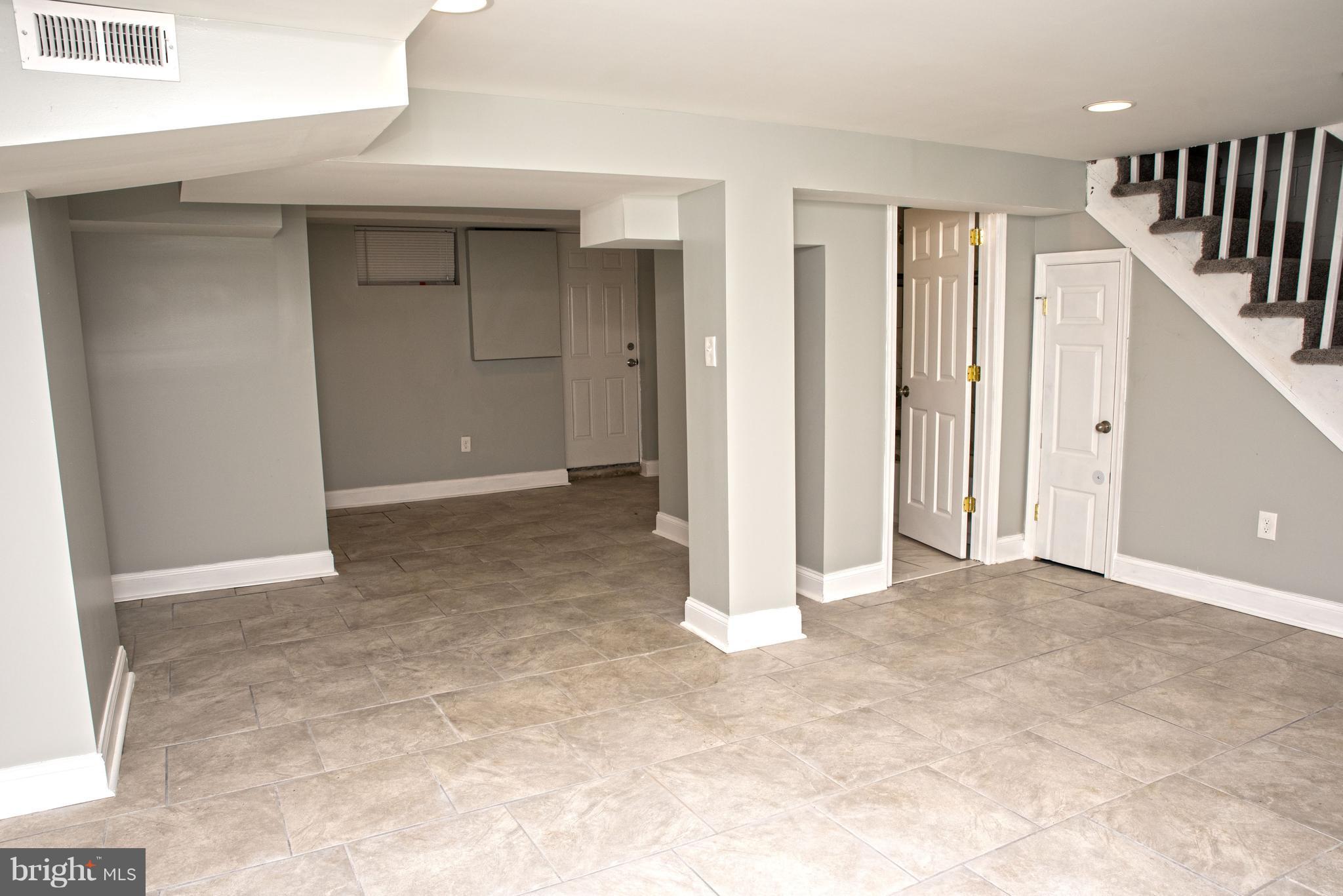 711 Wicklow Road Baltimore, MD 21229 - Photo 13 of 28 Interior (General)