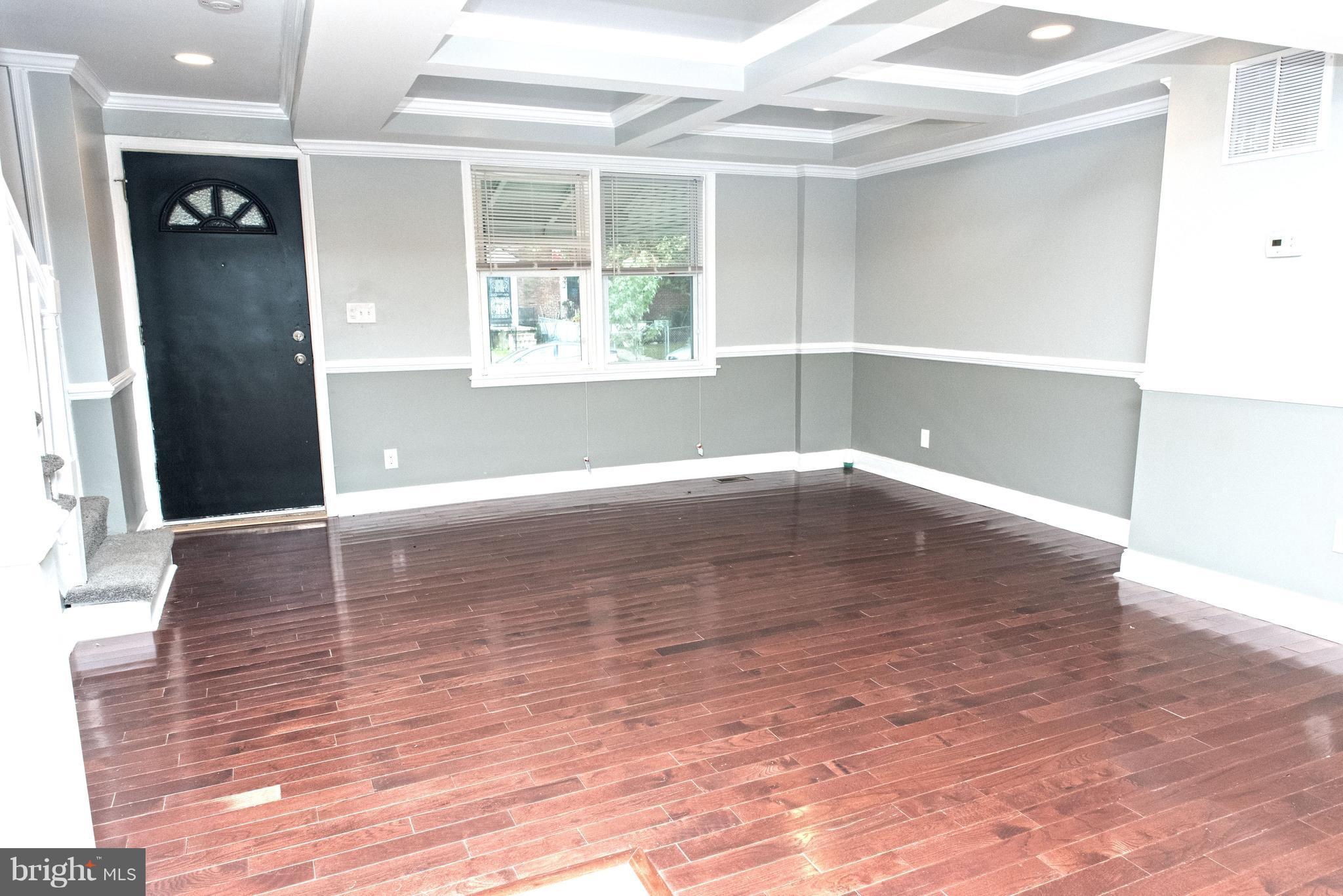 711 Wicklow Road Baltimore, MD 21229 - Photo 7 of 28 Interior (General)