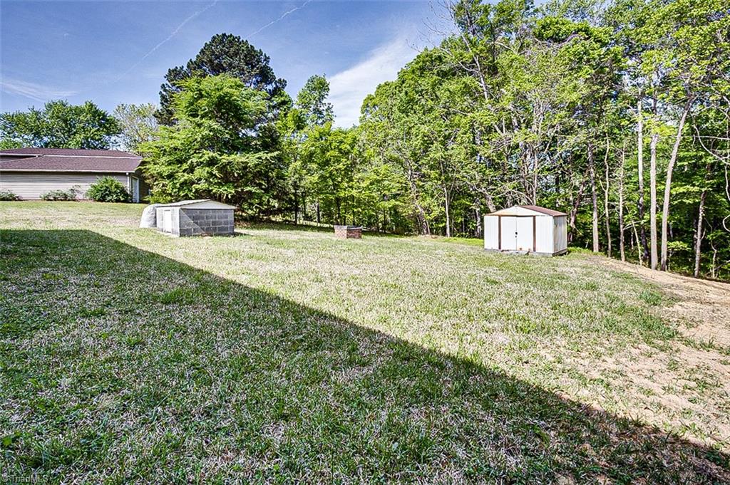 2140 Beckerdite Road Sophia, NC 27350 - Photo 29 of 37 Gallery Image 29