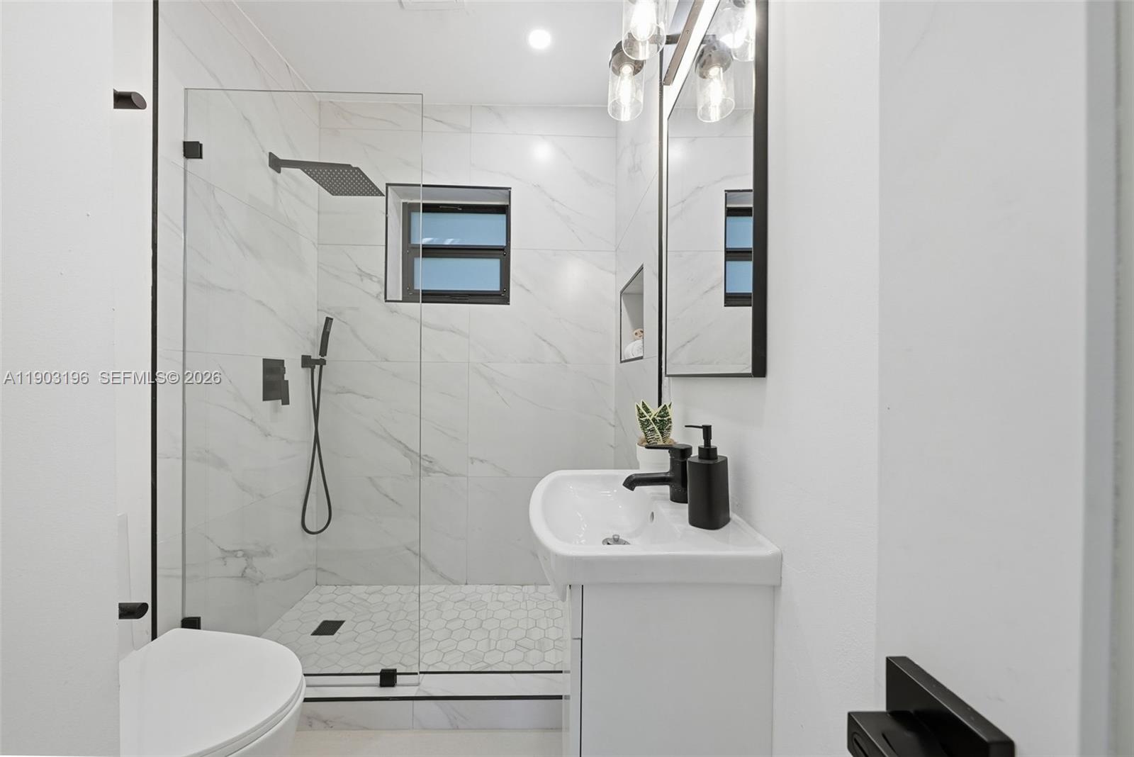 2544 Southwest 19th Street Miami, FL 33145 - Photo 21 of 68