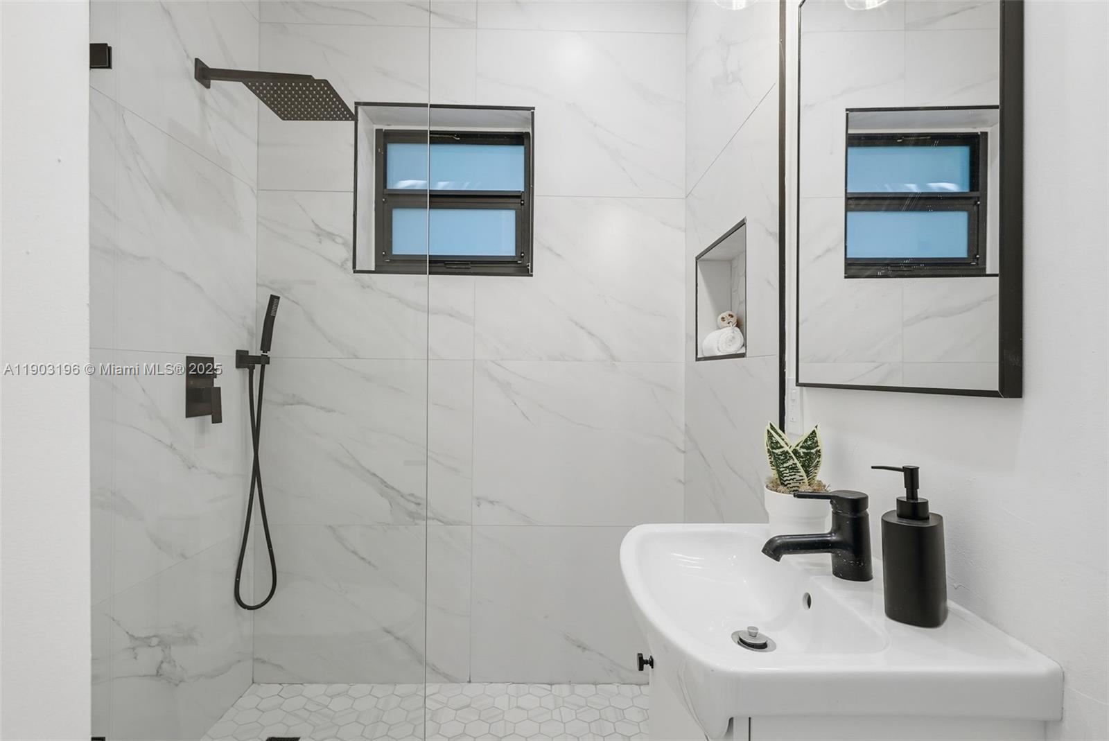 2544 Southwest 19th Street Miami, FL 33145 - Photo 22 of 67