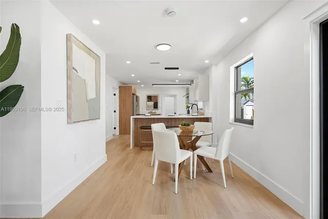 $1,250,000 | 2544 Southwest 19th Street, Miami, FL 33145