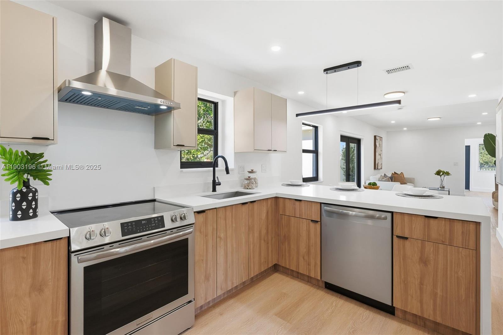 2544 Southwest 19th Street Miami, FL 33145 - Photo 45 of 67