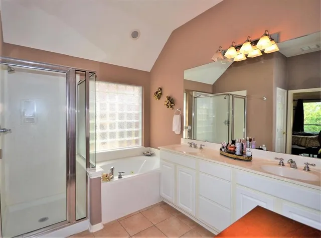 $2,350 | 3718 Tumbling Falls Drive, Manvel, TX 77578