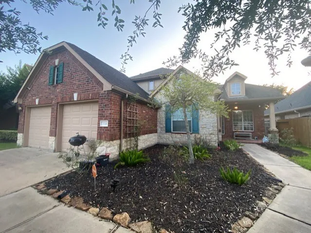 $2,350 | 3718 Tumbling Falls Drive, Manvel, TX 77578