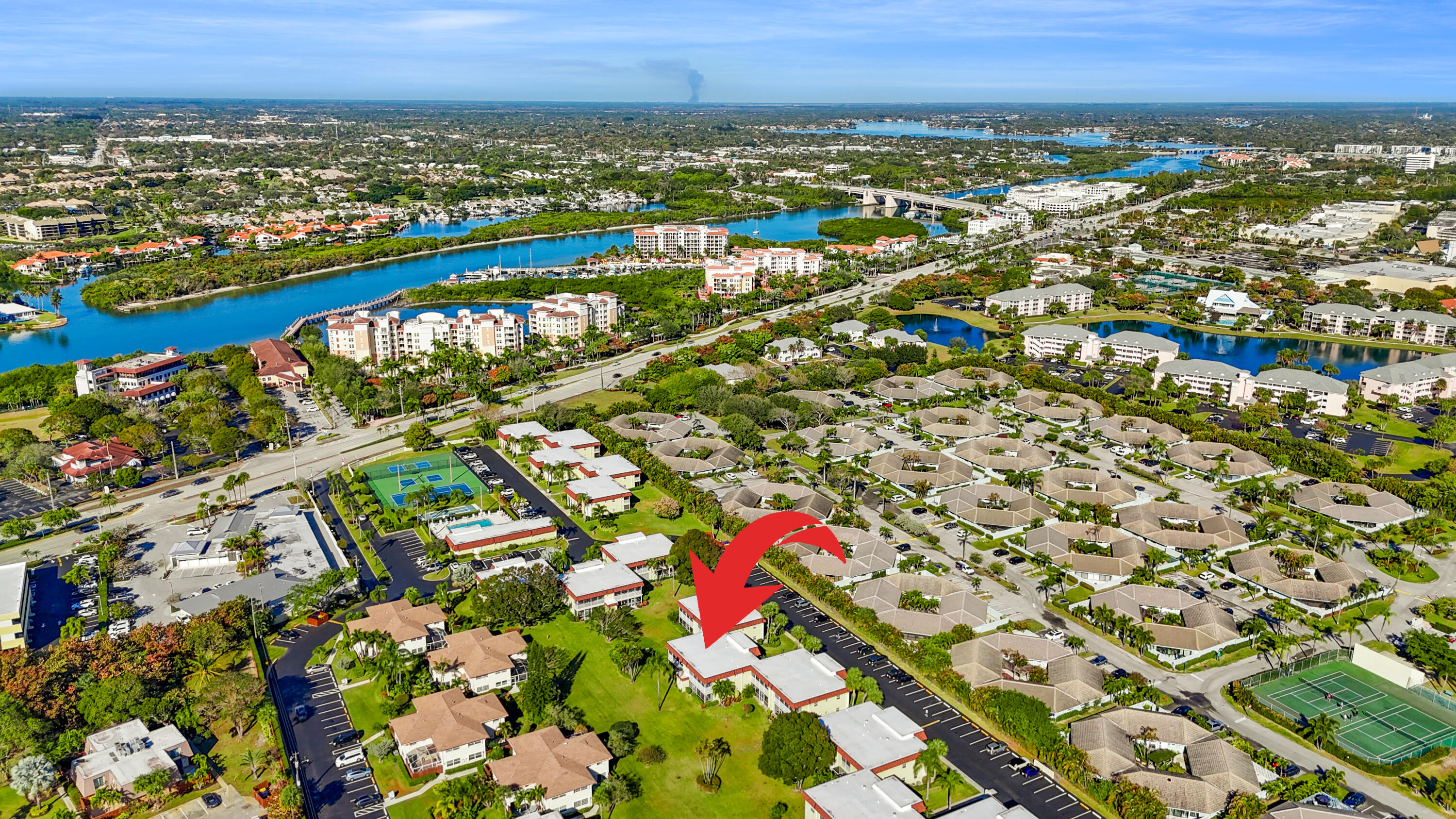 717 Highway 1, Unit 305 Jupiter, FL 33477 - Photo 36 of 51 an aerial view of multiple house