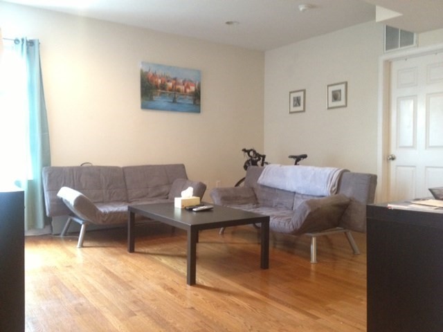 23 Aspinwall Avenue, Unit 2 Brookline, MA 02446 - Photo 3 of 9