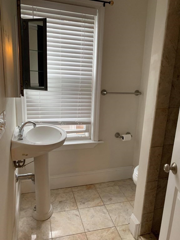 23 Aspinwall Avenue, Unit 2 Brookline, MA 02446 - Photo 9 of 9