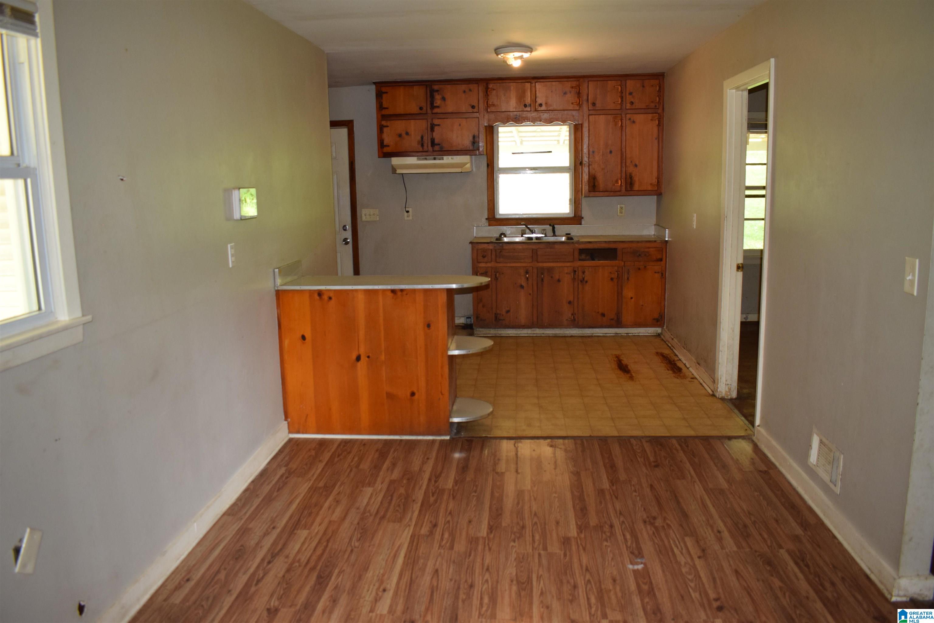 1153 Linwood Street Birmingham, AL 35215 - Photo 4 of 22