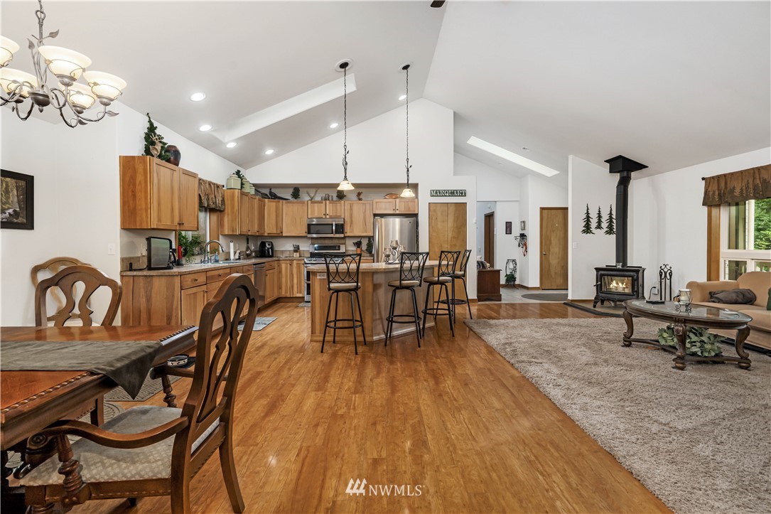 121 East Lighthouse Road Shelton, WA 98584 - Photo 8 of 39 Gallery Image 8
