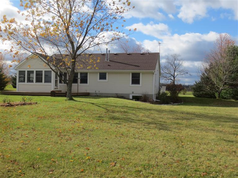 6162 Mast Road Dexter, MI 48130 - Photo 3 of 10 Photo 3