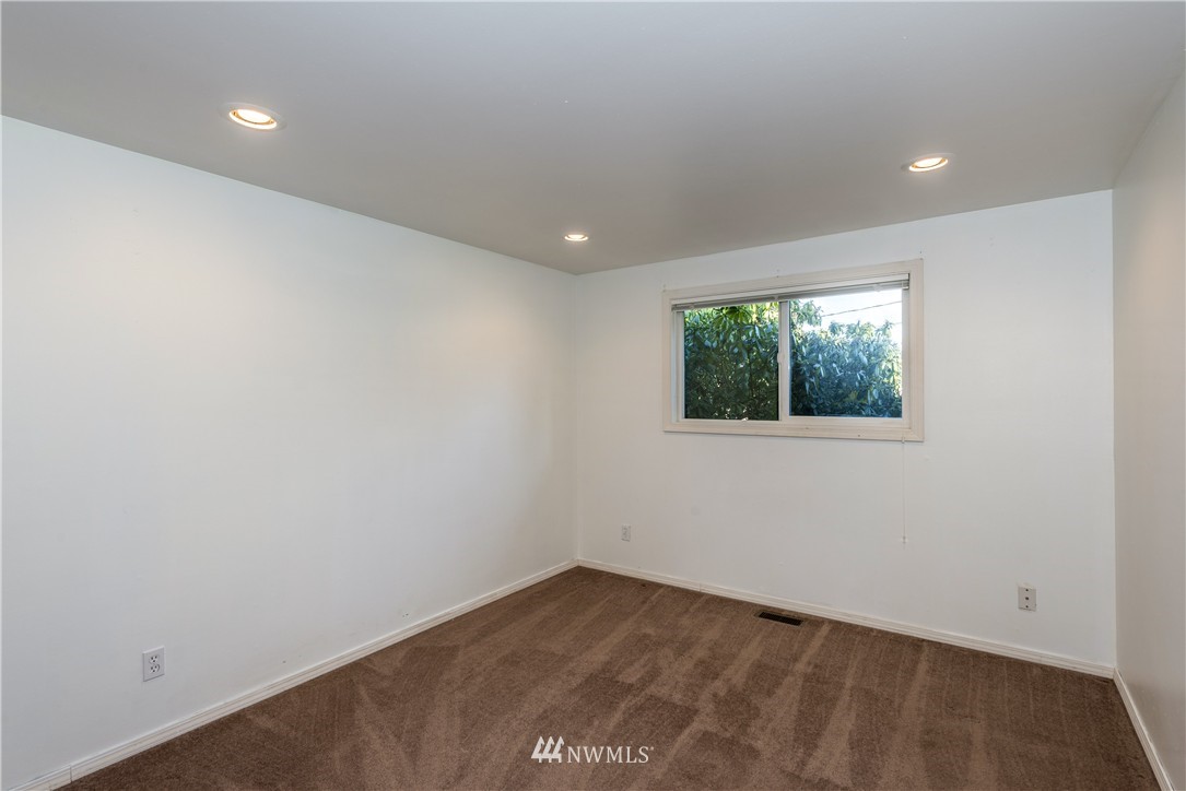 4120 R Avenue Anacortes, WA 98221 - Photo 9 of 20 Gallery Image 9