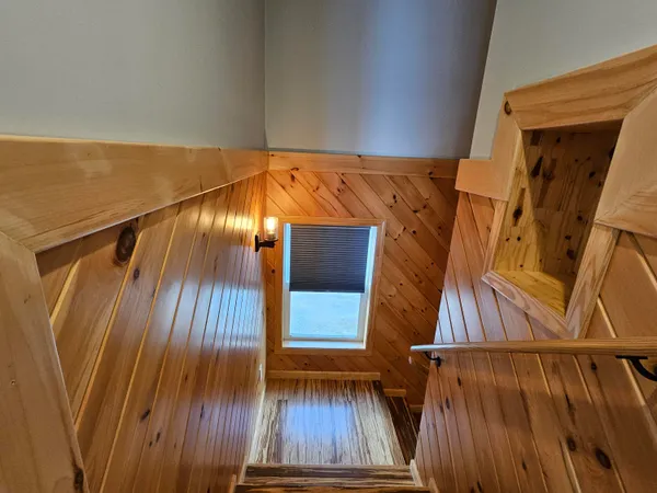 $895,000 | 5 Lake Shore Drive, Greene, ME 04236