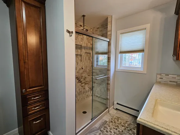 $895,000 | 5 Lake Shore Drive, Greene, ME 04236