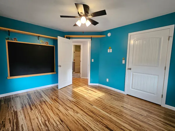 $895,000 | 5 Lake Shore Drive, Greene, ME 04236