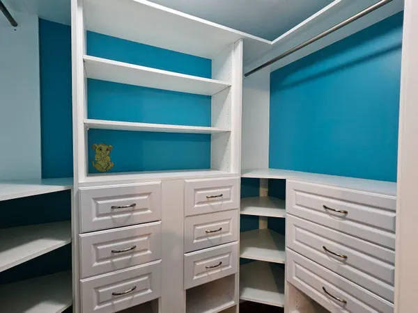 $895,000 | 5 Lake Shore Drive, Greene, ME 04236