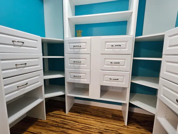 $895,000 | 5 Lake Shore Drive, Greene, ME 04236