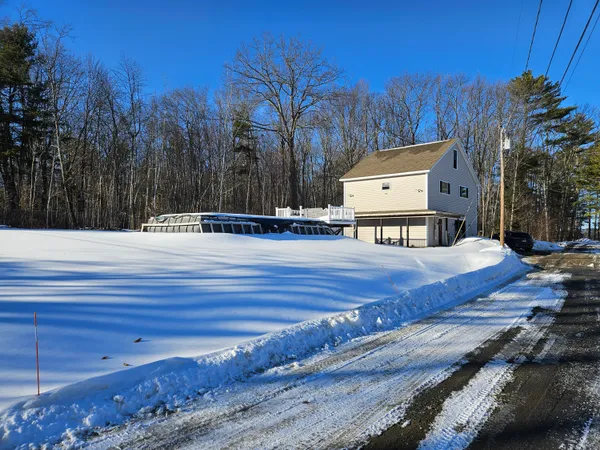 $895,000 | 5 Lake Shore Drive, Greene, ME 04236