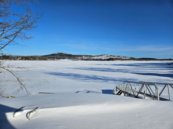 $895,000 | 5 Lake Shore Drive, Greene, ME 04236