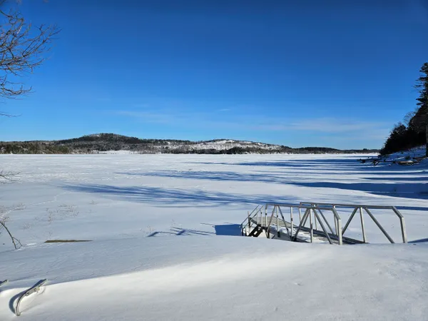 $895,000 | 5 Lake Shore Drive, Greene, ME 04236