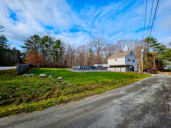 $895,000 | 5 Lake Shore Drive, Greene, ME 04236