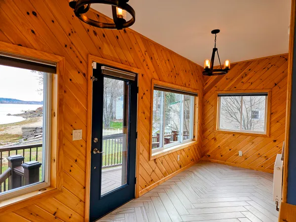 $895,000 | 5 Lake Shore Drive, Greene, ME 04236