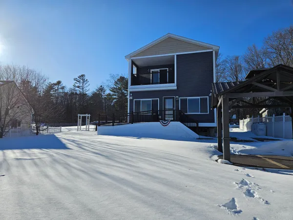 $895,000 | 5 Lake Shore Drive, Greene, ME 04236