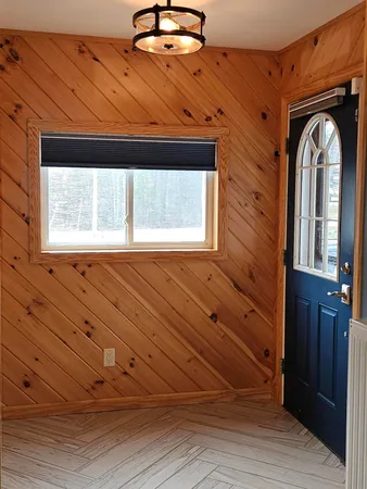 $895,000 | 5 Lake Shore Drive, Greene, ME 04236