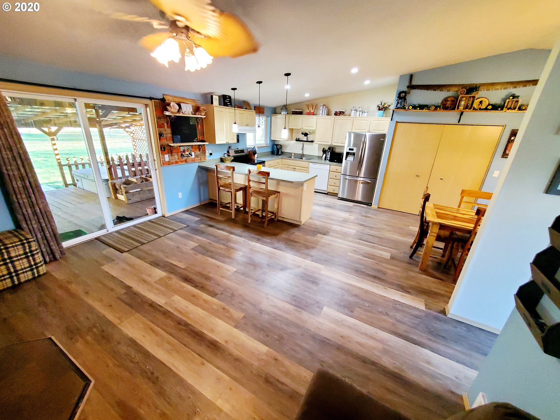 29710 Southeast Currin Road Estacada, OR 97023 - Photo 15 of 32 Gallery Image 15