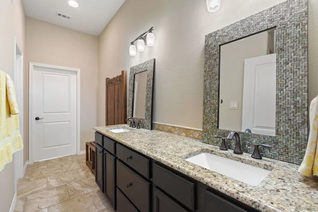 $650,000 | 1005 Highknoll Lane, Georgetown, TX 78628