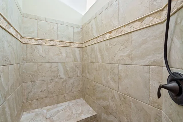 $650,000 | 1005 Highknoll Lane, Georgetown, TX 78628