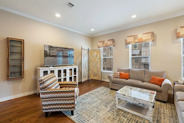 $650,000 | 1005 Highknoll Lane, Georgetown, TX 78628