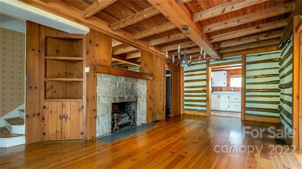 681 River Road Hendersonville, NC 28739 - Photo 11 of 45 Gallery Image 11