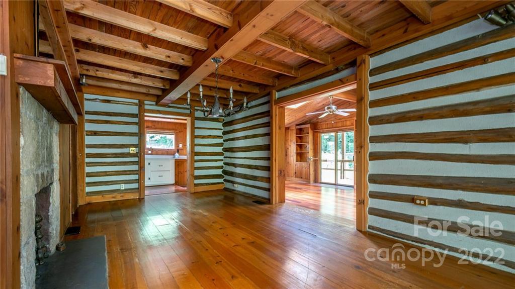 681 River Road Hendersonville, NC 28739 - Photo 13 of 45 Gallery Image 13