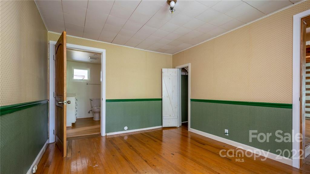 681 River Road Hendersonville, NC 28739 - Photo 24 of 45 Gallery Image 24