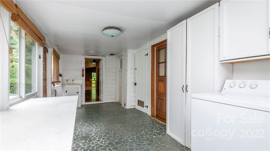 681 River Road Hendersonville, NC 28739 - Photo 31 of 45 Gallery Image 31