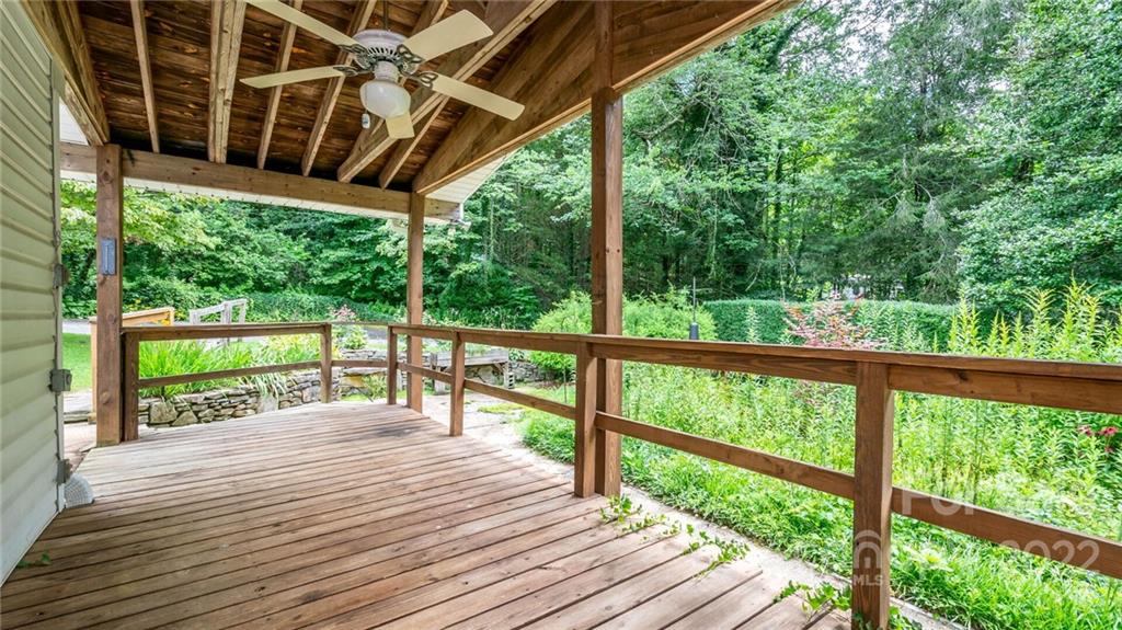 681 River Road Hendersonville, NC 28739 - Photo 43 of 45 Gallery Image 43