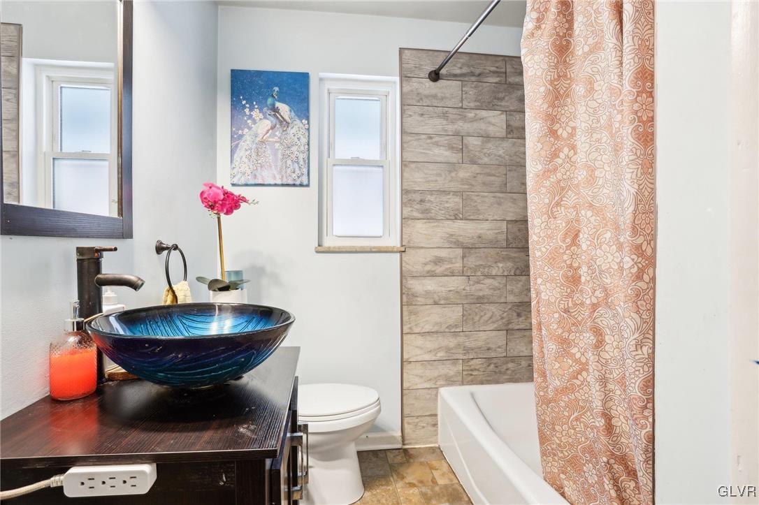 4754 Vera Cruz Road Emmaus, PA 18049 - Photo 20 of 31 Gallery Image 20