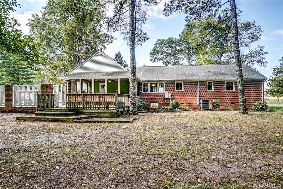 11040 Carriage Road Providence Forge, VA 23140 - Photo 3 of 48 Gallery Image 3