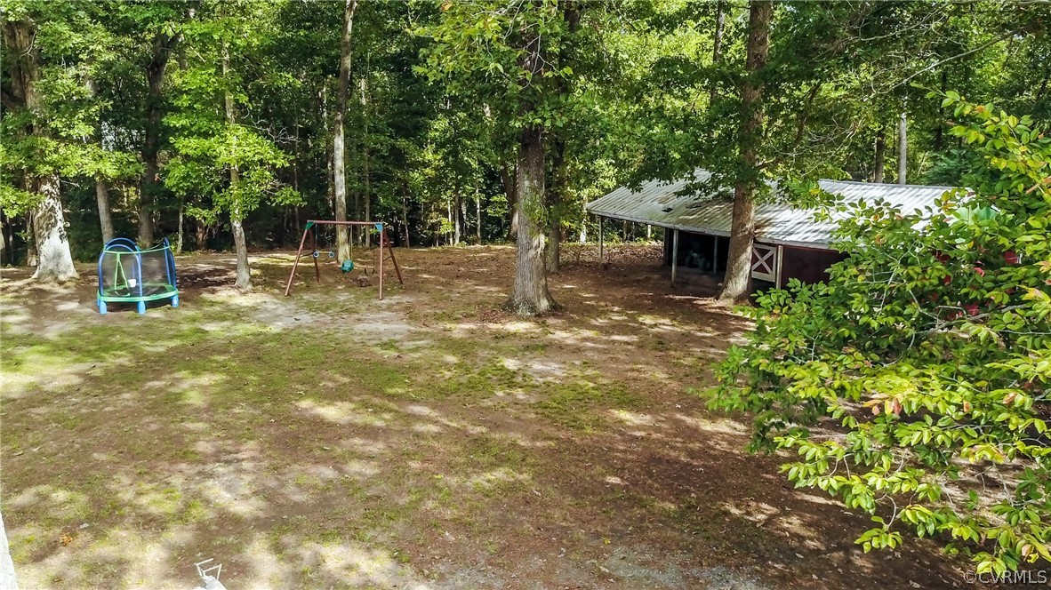 11040 Carriage Road Providence Forge, VA 23140 - Photo 37 of 48 Gallery Image 37