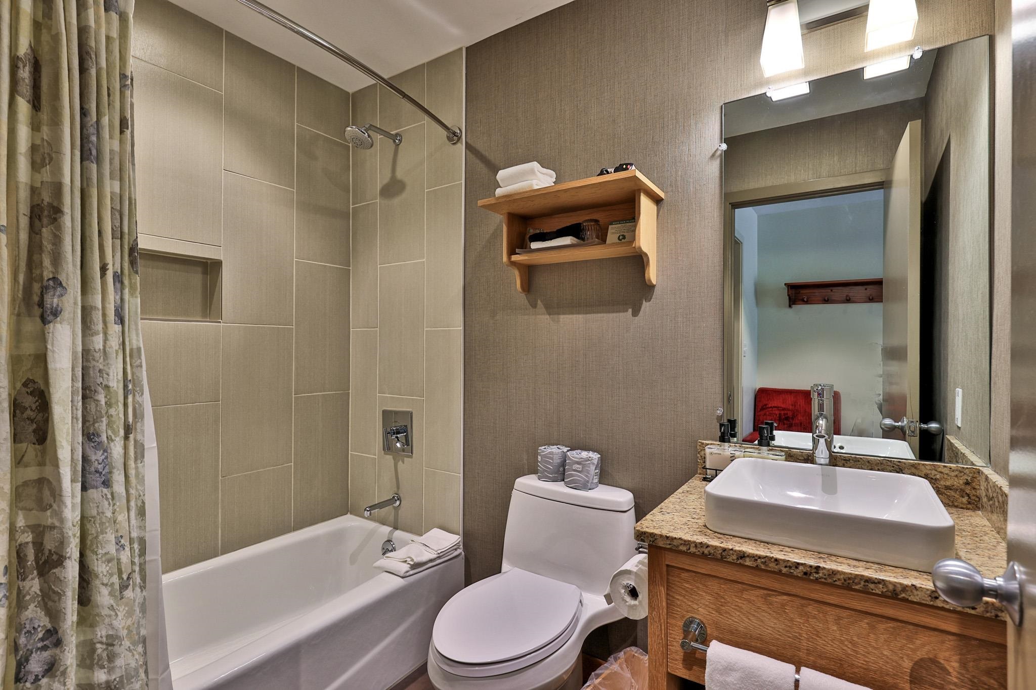 228 East Mountain Road, Unit 108/110 INTERVAL III Killington, VT 05751 - Photo 25 of 44 Gallery Image 25