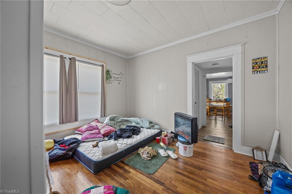 112 Briggs Place, Unit A & B High Point, NC 27262 - Photo 9 of 33 Primary bedroom in Unit B.