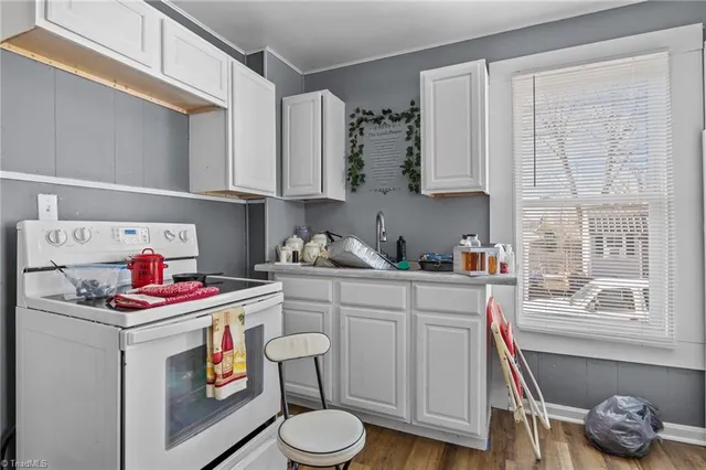 $215,000 | 112 Briggs Place, Unit A & B, High Point, NC 27262