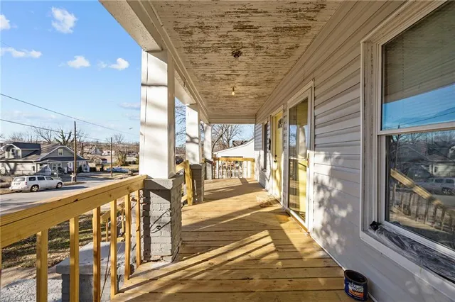 $215,000 | 112 Briggs Place, Unit A & B, High Point, NC 27262